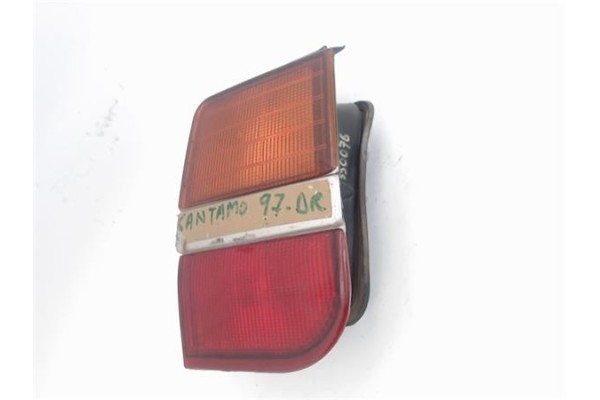 Recambio de piloto trasero derecho para mitsubishi santamo (hyundai) referencia OEM IAM 92402M2200  