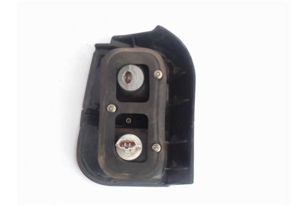 Recambio de piloto trasero derecho para mitsubishi santamo (hyundai) referencia OEM IAM 92402M2200  