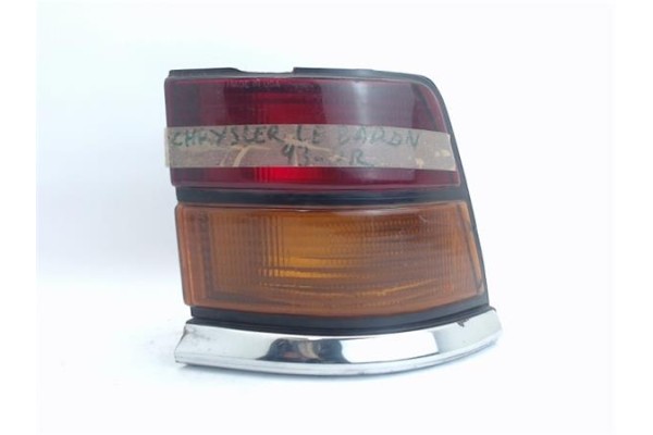 Recambio de piloto trasero derecho para chrysler le baron referencia OEM IAM 4399574  