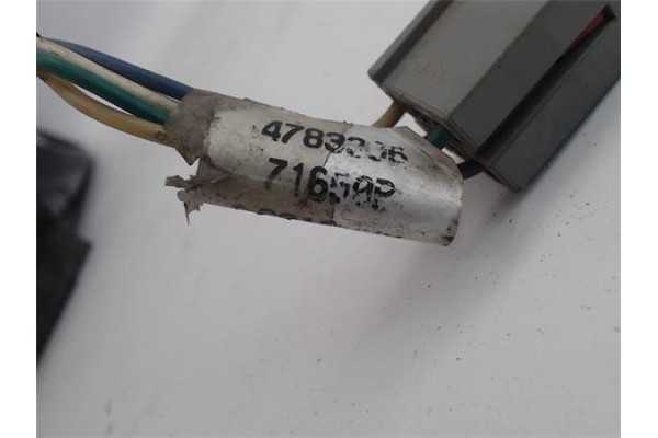 Recambio de retrovisor electrico derecho para chrysler neon pl referencia OEM IAM 4658878  