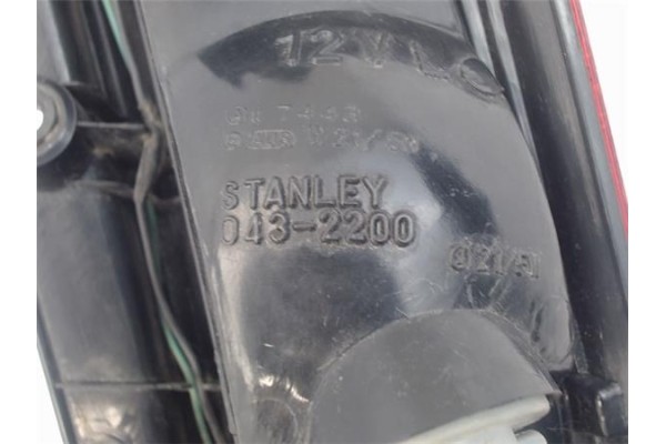 Recambio de piloto trasero izquierdo para honda cr-v (rd1/3) referencia OEM IAM 432200  