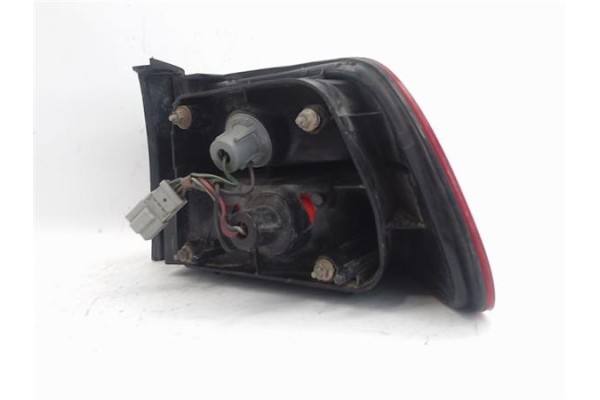 Recambio de piloto trasero izquierdo para honda civic berl. 3/4 (eg/eh) referencia OEM IAM 33550SR3G01  