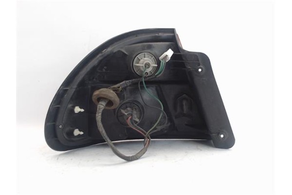 Recambio de piloto trasero derecho para mazda 323 c/f/s berlina (ba) referencia OEM IAM BC5A51150B 22061700 