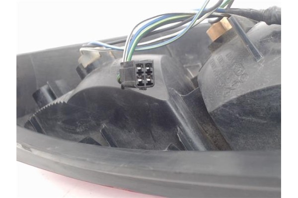 Recambio de piloto trasero izquierdo para suzuki liana (rh/er) referencia OEM IAM P0925  