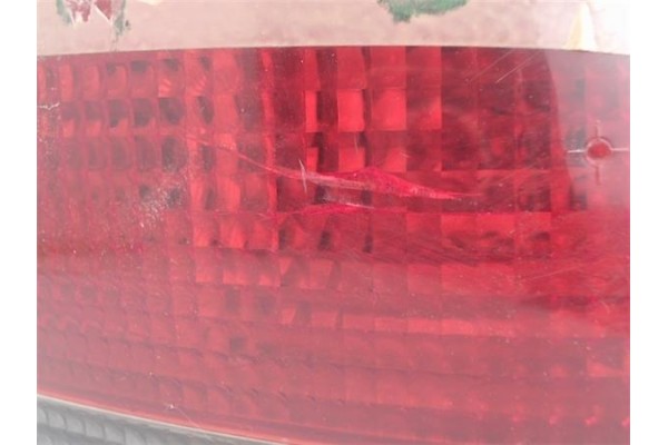 Recambio de piloto trasero derecho para saab 9-3 berlina referencia OEM IAM 4831061  