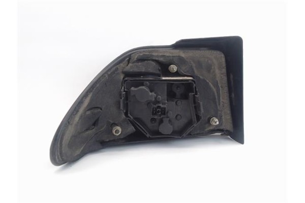 Recambio de piloto trasero derecho para saab 9-3 berlina referencia OEM IAM 4831061  