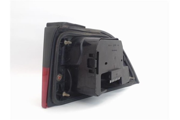Recambio de piloto trasero izquierdo para saab 9000 cs referencia OEM IAM 9084039  