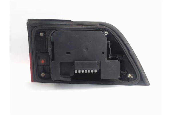 Recambio de piloto trasero izquierdo para saab 9000 cs referencia OEM IAM 9084039  