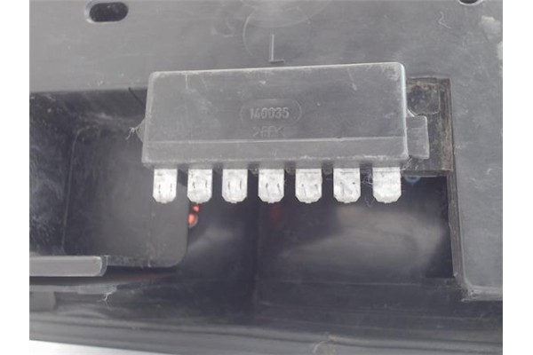 Recambio de piloto trasero izquierdo para saab 9000 cs referencia OEM IAM 9084039  