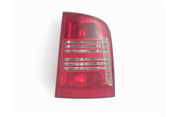 Recambio de piloto trasero derecho para skoda octavia berlina (1u2) referencia OEM IAM 1U9945112B  