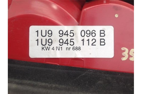 Recambio de piloto trasero derecho para skoda octavia berlina (1u2) referencia OEM IAM 1U9945112B  