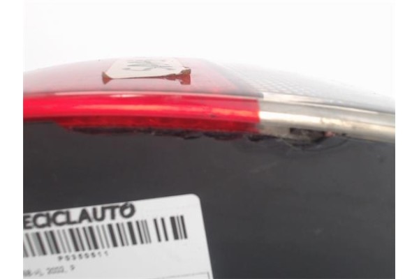 Recambio de piloto trasero derecho para saab 9-3 berlina referencia OEM IAM 4831095  