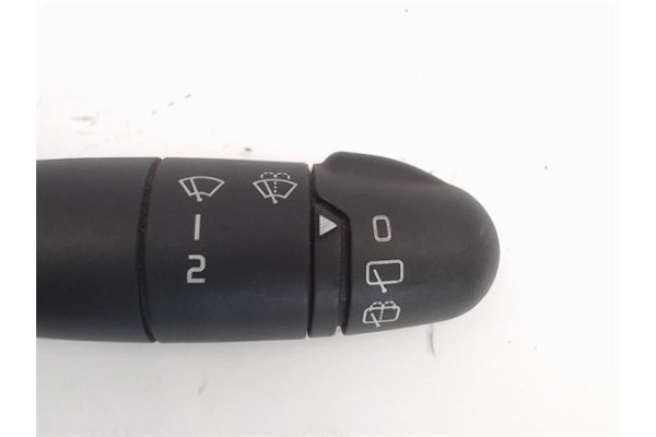 Recambio de mando limpiaparabrisas para renault clio ii fase ii (b/cb0) referencia OEM IAM   