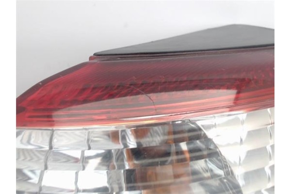 Recambio de piloto trasero derecho para subaru legacy berl./ familiar (b12/be/bh) referencia OEM IAM 84201AE141  