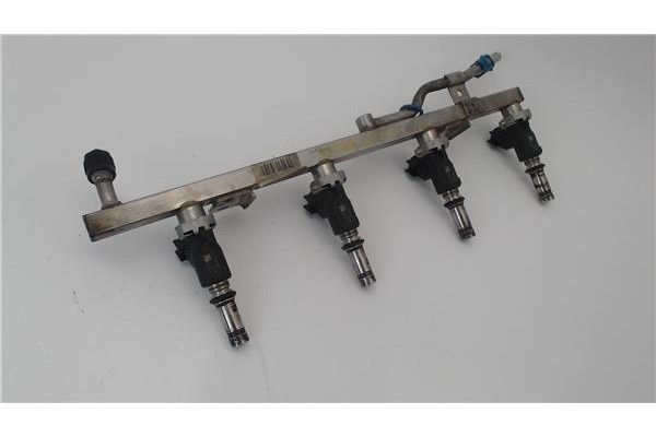 Recambio de rampa inyectora para opel astra h berlina 1.6 elegance referencia OEM IAM 5817427 55559375 