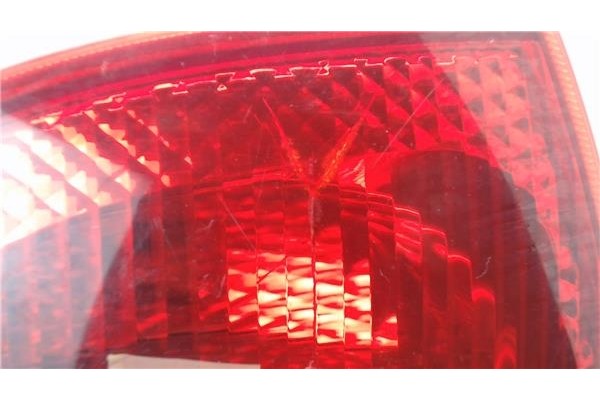 Recambio de piloto trasero izquierdo para skoda octavia berlina (1u2) referencia OEM IAM 1U9945111 1U6945111 