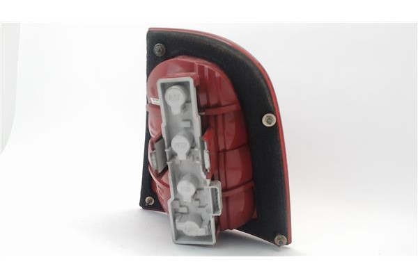 Recambio de piloto trasero izquierdo para skoda octavia berlina (1u2) referencia OEM IAM 1U9945111 1U6945111 