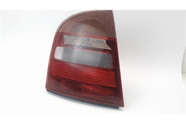 Recambio de piloto trasero izquierdo para skoda octavia berlina (1u2) referencia OEM IAM 1U6945111A 1U6945111 