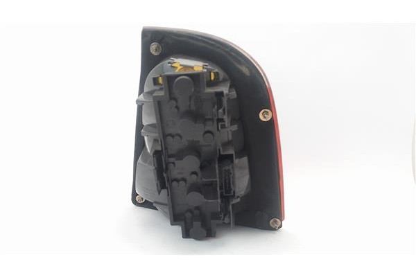 Recambio de piloto trasero izquierdo para skoda octavia berlina (1u2) referencia OEM IAM 1U6945111A 1U6945111 