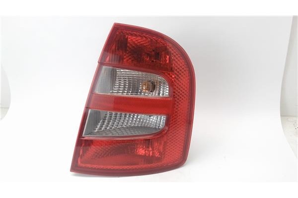 Recambio de piloto trasero derecho para skoda fabia (6y2/6y3) referencia OEM IAM 6Y6945112B   Recambio de piloto trasero derecho para skoda fabia (6y2/6y3) referencia OEM IAM 6Y6945112B