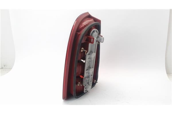 Recambio de piloto trasero derecho para skoda fabia (6y2/6y3) referencia OEM IAM 6Y6945112B   Recambio de piloto trasero derecho para skoda fabia (6y2/6y3) referencia OEM IAM 6Y6945112B