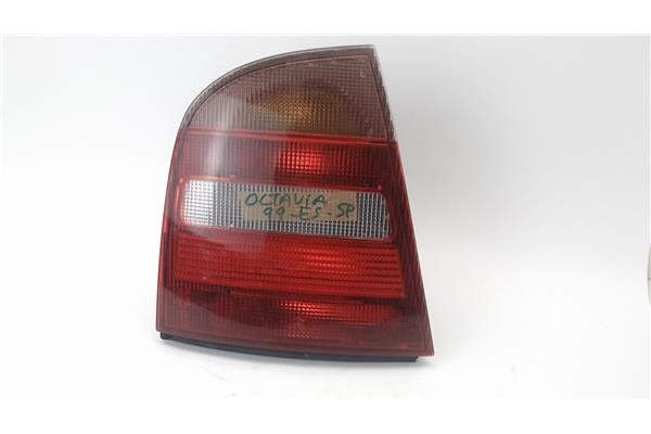 Recambio de piloto trasero izquierdo para skoda octavia berlina (1u2) referencia OEM IAM 1U6945111A 1U6945111 