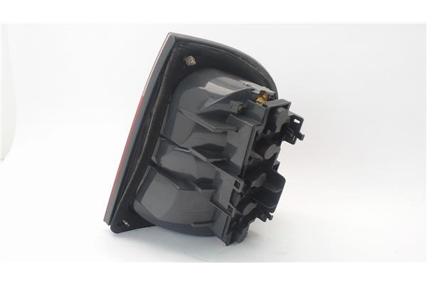 Recambio de piloto trasero izquierdo para skoda octavia berlina (1u2) referencia OEM IAM 1U6945111A 1U6945111 
