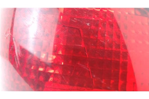 Recambio de piloto trasero derecho para saab 900 berlina referencia OEM IAM 4468963  