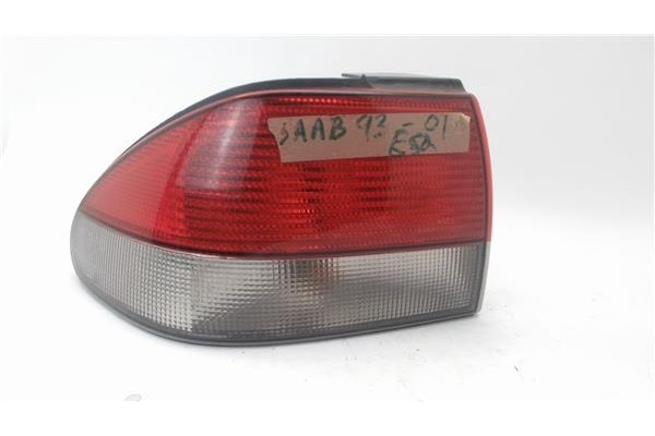 Recambio de piloto trasero izquierdo para saab 900 berlina referencia OEM IAM 4468955  