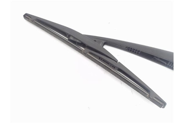 Recambio de brazo limpiaparabrisas trasero para suzuki sx4 (gy) 1.9 ddis referencia OEM IAM   