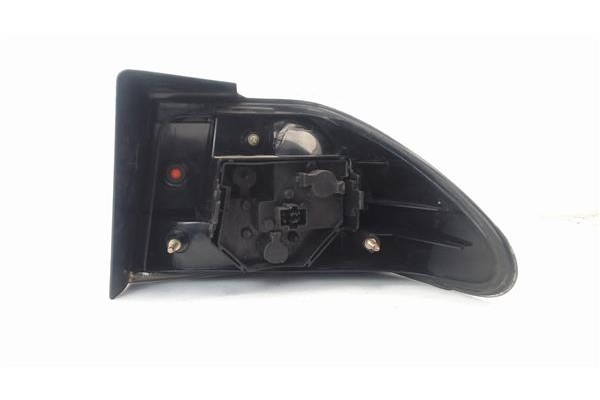 Recambio de piloto trasero izquierdo para saab 900 berlina referencia OEM IAM 4468955  