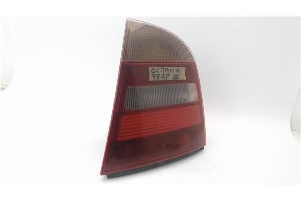 Recambio de piloto trasero derecho para skoda octavia berlina (1u2) referencia OEM IAM 1U6945112A 1U6945112 