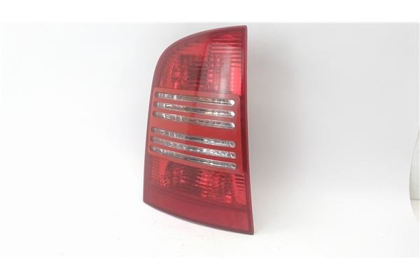 Recambio de piloto trasero izquierdo para skoda octavia combi (1u5) referencia OEM IAM 1U9945111 1U9945257 