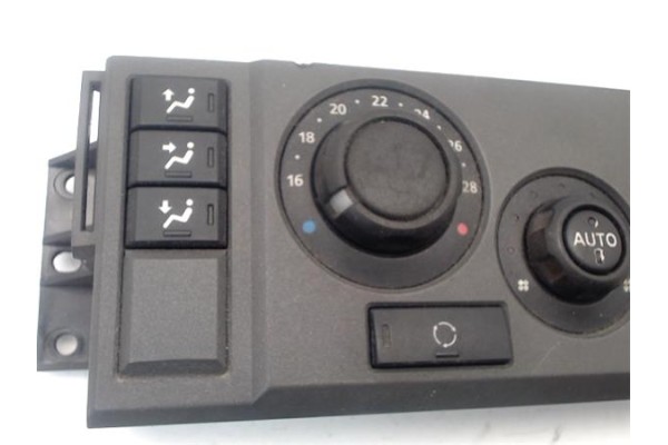 Recambio de mandos calefaccion / a.a. para land rover discovery 2.7 td referencia OEM IAM JFC000618WUX  
