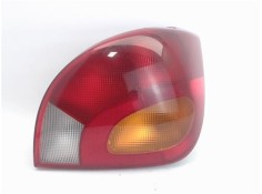 Recambio de piloto trasero derecho para ford fiesta berlina referencia OEM IAM 1044154  