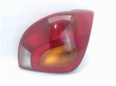 Recambio de piloto trasero derecho para ford fiesta berlina referencia OEM IAM 1044154  