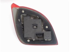 Recambio de piloto trasero derecho para ford fiesta berlina referencia OEM IAM 1044154  