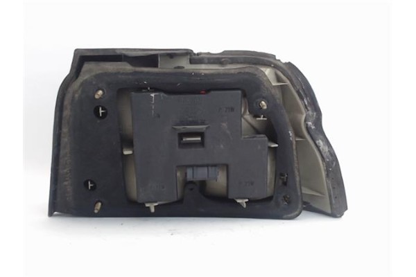 Recambio de piloto trasero izquierdo para ford escort berl./turnier referencia OEM IAM 93AG13N004BA  