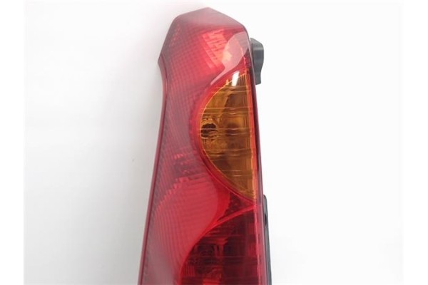 Recambio de piloto trasero izquierdo para nissan note (e11e) referencia OEM IAM 265559U000  