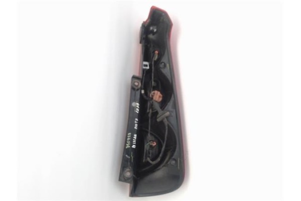 Recambio de piloto trasero izquierdo para nissan note (e11e) referencia OEM IAM 265559U000  