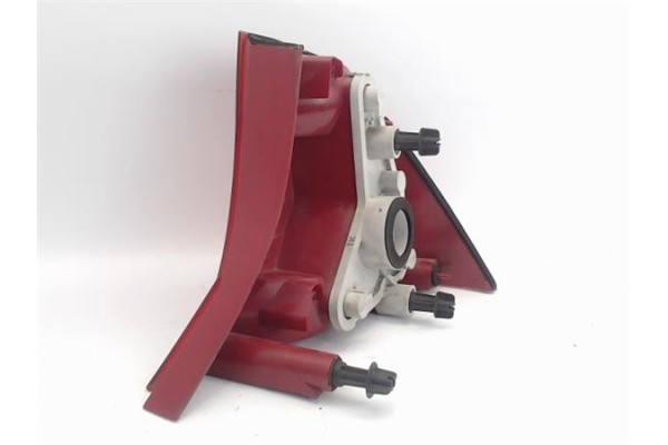Recambio de piloto trasero izquierdo para ford focus berlina (cak) referencia OEM IAM 1150022  