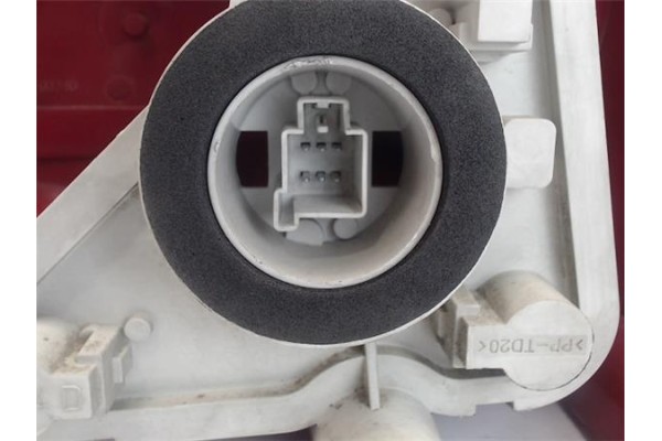 Recambio de piloto trasero izquierdo para ford focus berlina (cak) referencia OEM IAM 1150022  