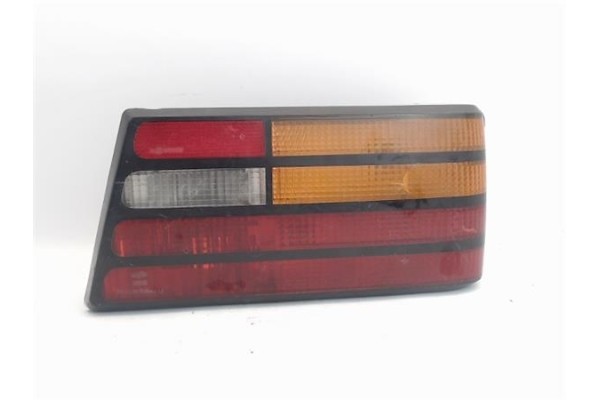 Recambio de piloto trasero derecho para ford orion referencia OEM IAM 86AG13A602  