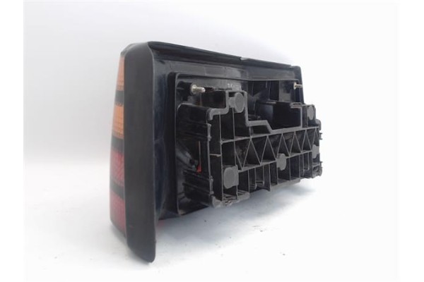 Recambio de piloto trasero derecho para ford orion referencia OEM IAM 86AG13A602  