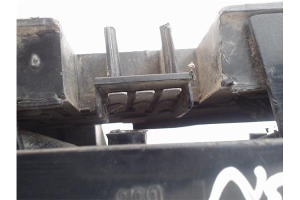 Recambio de piloto trasero derecho para ford orion referencia OEM IAM 86AG13A602  