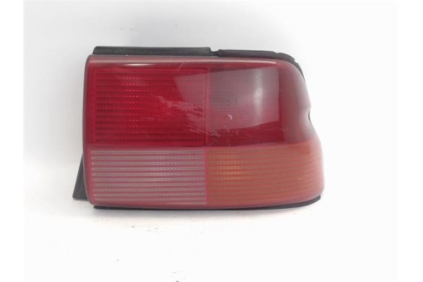 Recambio de piloto trasero derecho para ford escort iii (gaa) referencia OEM IAM 1052403  