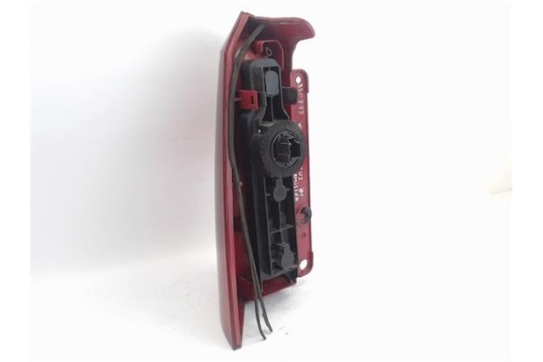 Recambio de piloto trasero derecho para ford focus familiar (cak) referencia OEM IAM 1233322  