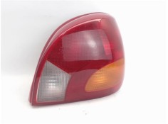 Recambio de piloto trasero derecho para ford fiesta berlina referencia OEM IAM 1044154  