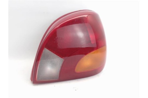 Recambio de piloto trasero derecho para ford fiesta berlina referencia OEM IAM 1044154   Recambio de piloto trasero derecho para ford fiesta berlina referencia OEM IAM 1044154