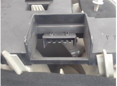 Recambio de piloto trasero derecho para ford fiesta berlina referencia OEM IAM 1044154  